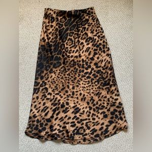 Midi cheetah skirt: forever 21